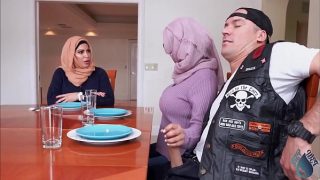 Banging his ex girlfriend’s arab sister and mom – https://stepwet.com/view video.php?id=44275